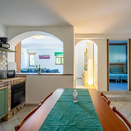 Residenza Agrifoglio-15 By Interhome Apartamento Luino
