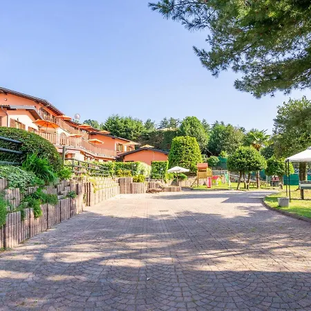Apartamento Residenza Agrifoglio-15 By Interhome Luino